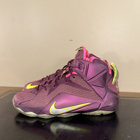 Nike Lebron 12 Double Helix Merlot Purple Pink 685181-600 Gradeschool Size 6.5Y - Picture 3 of 5